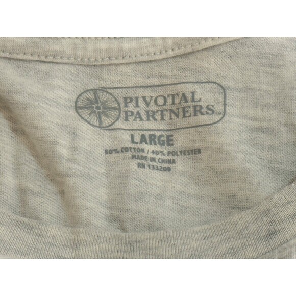 Pivotal Partners OLD FASHIONED FAMILY CHRISTMAS Short Sleeve T-Shirt Large - Picture 4 of 5